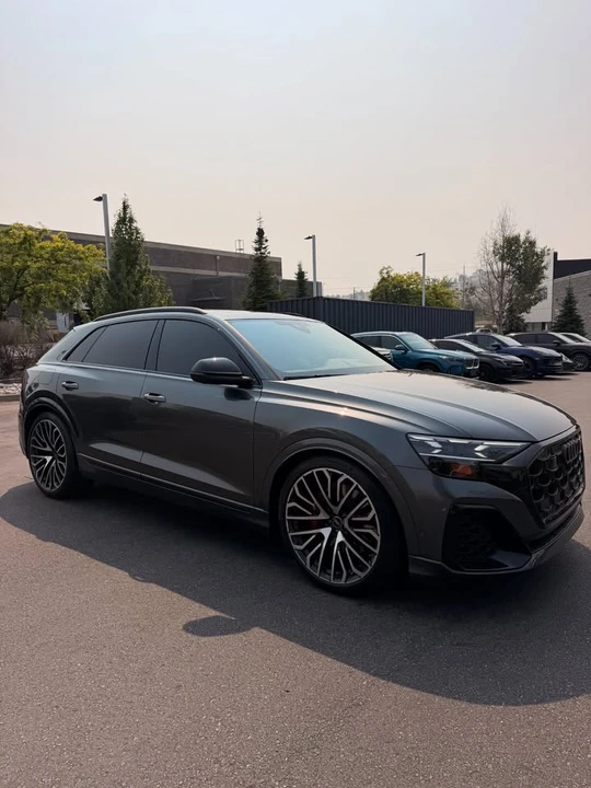 2026 Audi SQ8 - Image 6 of 10