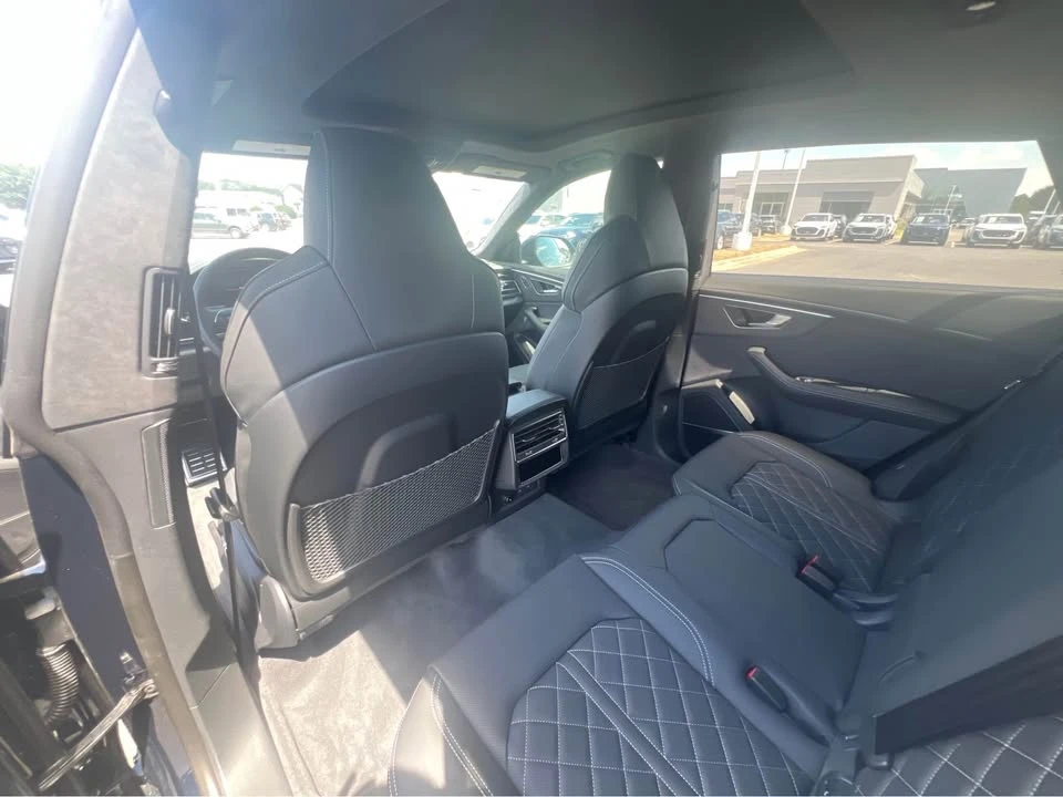 2026 Audi SQ8 - Image 5 of 5