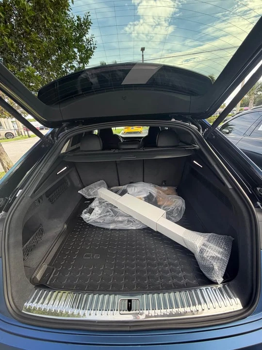 2026 Audi SQ8 - Image 14 of 18