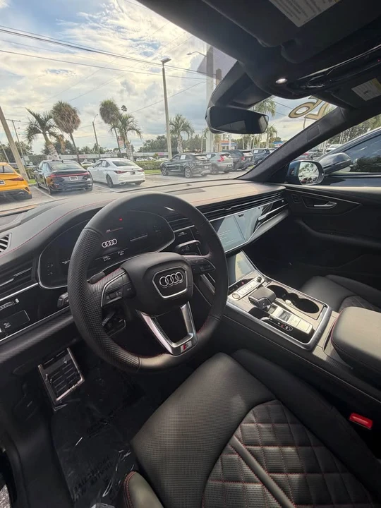 2026 Audi SQ8 - Image 10 of 18