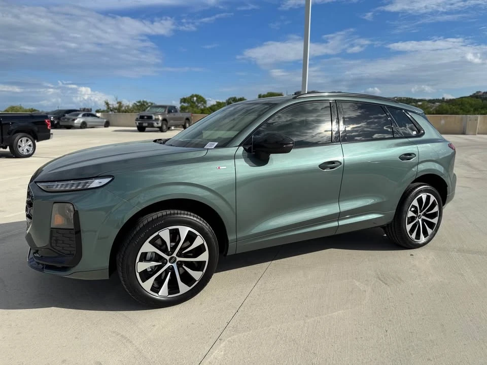2026 Audi F3 Q3 - Image 3 of 11