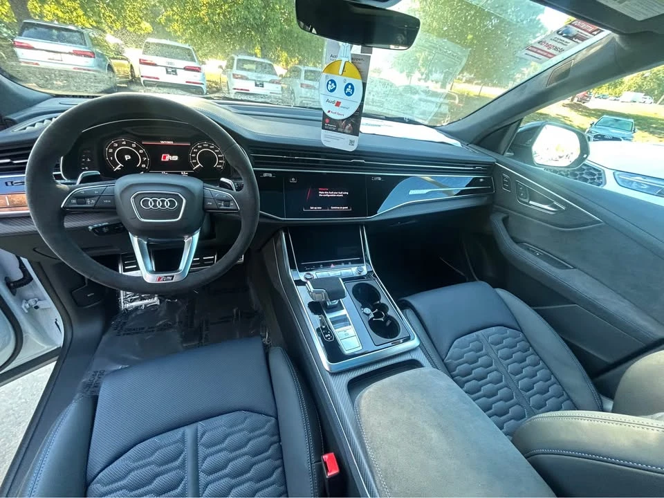 2026 Audi RS Q8 Performance - Image 7 of 8