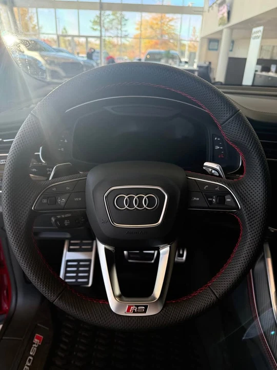 2026 Audi RS Q8 - Image 13 of 15