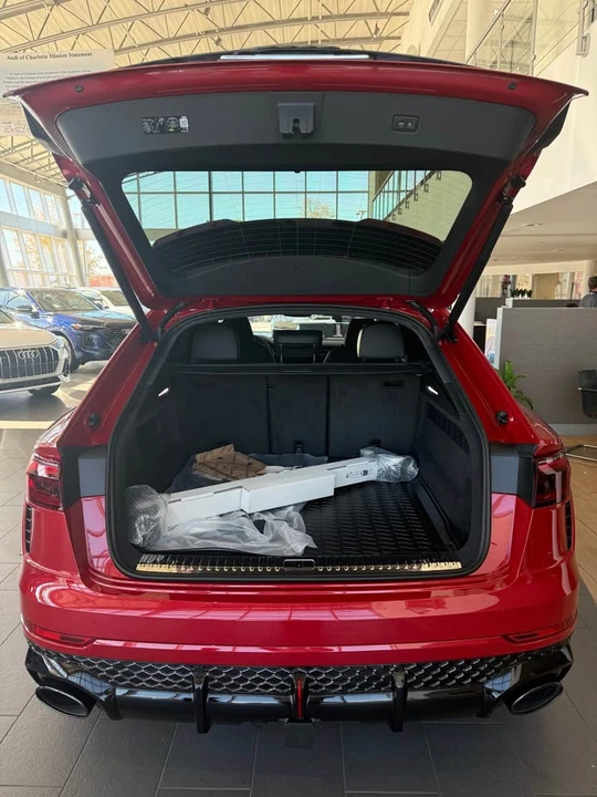2026 Audi RS Q8 - Image 8 of 15