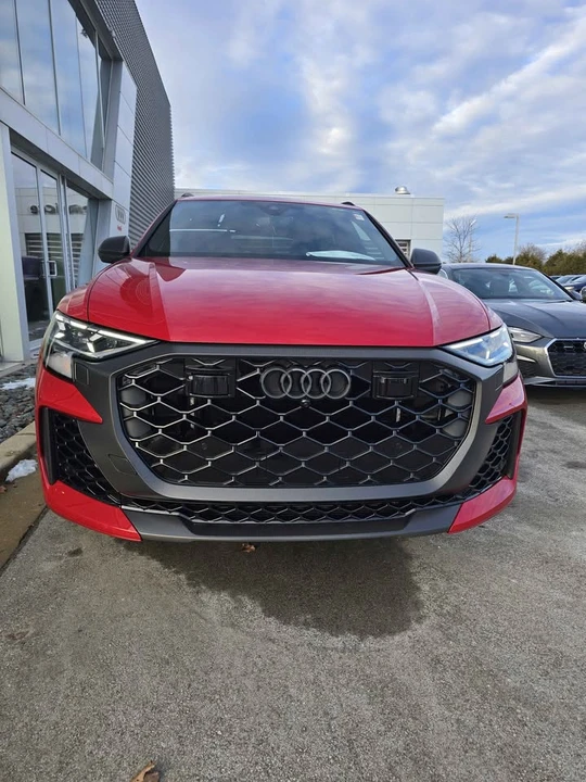 2026 Audi RS Q8 - Image 4 of 17