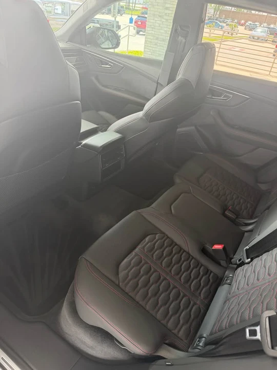 2026 Audi RS Q8 - Image 5 of 5