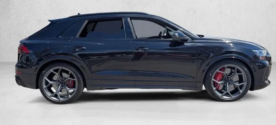 2026 Audi RS Q8 - Image 3 of 8