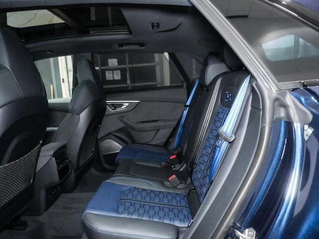 2026 Audi RS Q8 Performance - Image 10 of 10