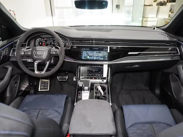2026 Audi RS Q8 Performance - Image 6 of 10