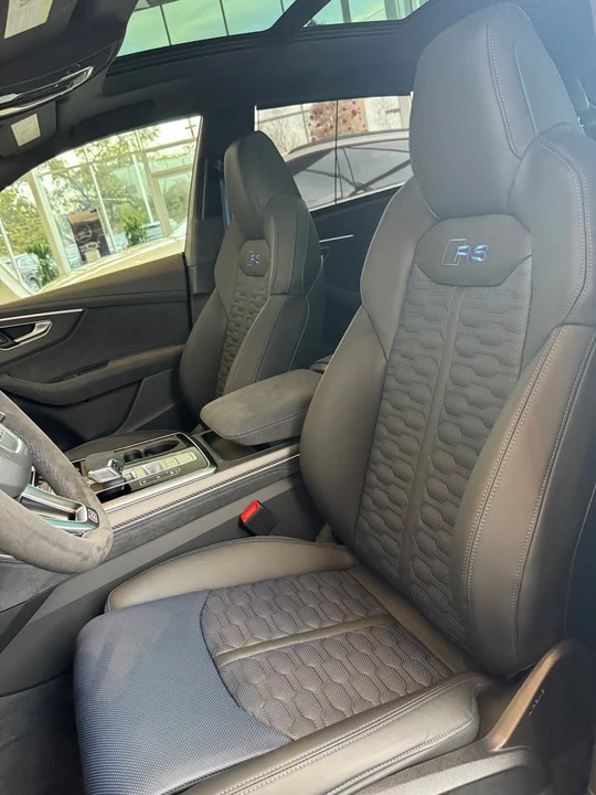 2026 Audi RS Q8 - Image 11 of 16