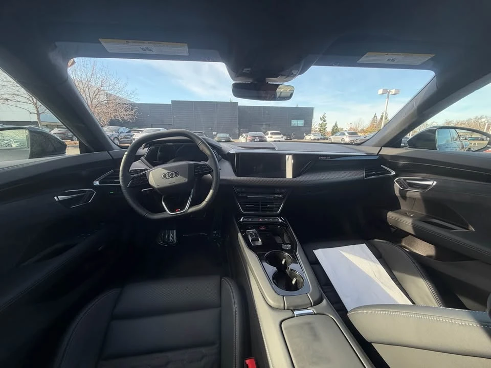2026 Audi e-tron GT - Image 8 of 9
