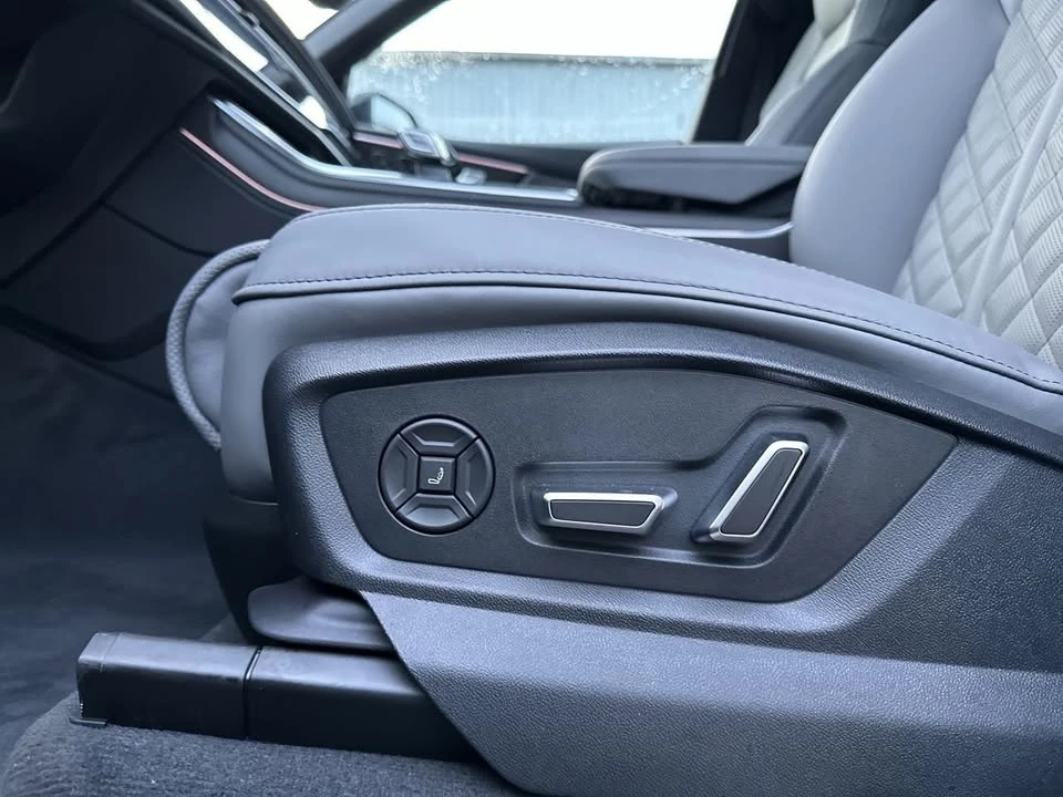 2026 Audi SQ8 - Image 15 of 16