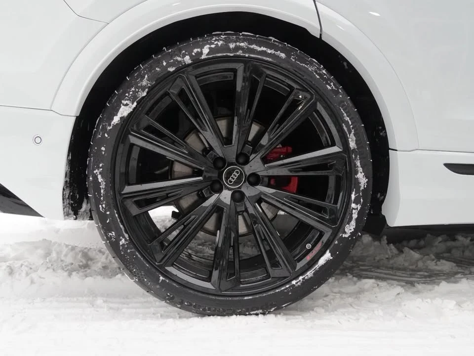 2026 Audi SQ8 - Image 9 of 20