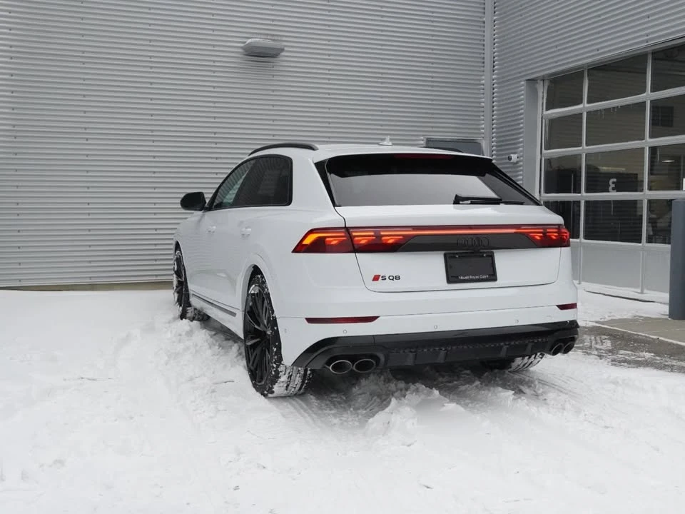 2026 Audi SQ8 - Image 6 of 20