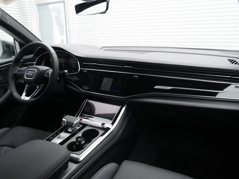 2026 Audi SQ8 - Image 13 of 20
