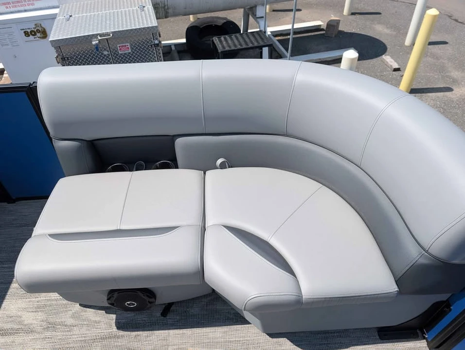 2026 Bentley - Image 12 of 12