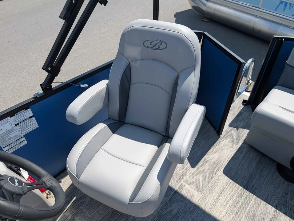 2026 Bentley - Image 6 of 12