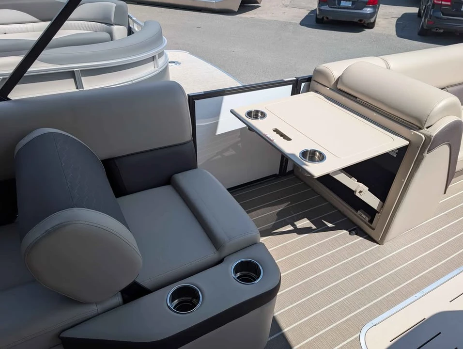 2026 Bentley - Image 14 of 20