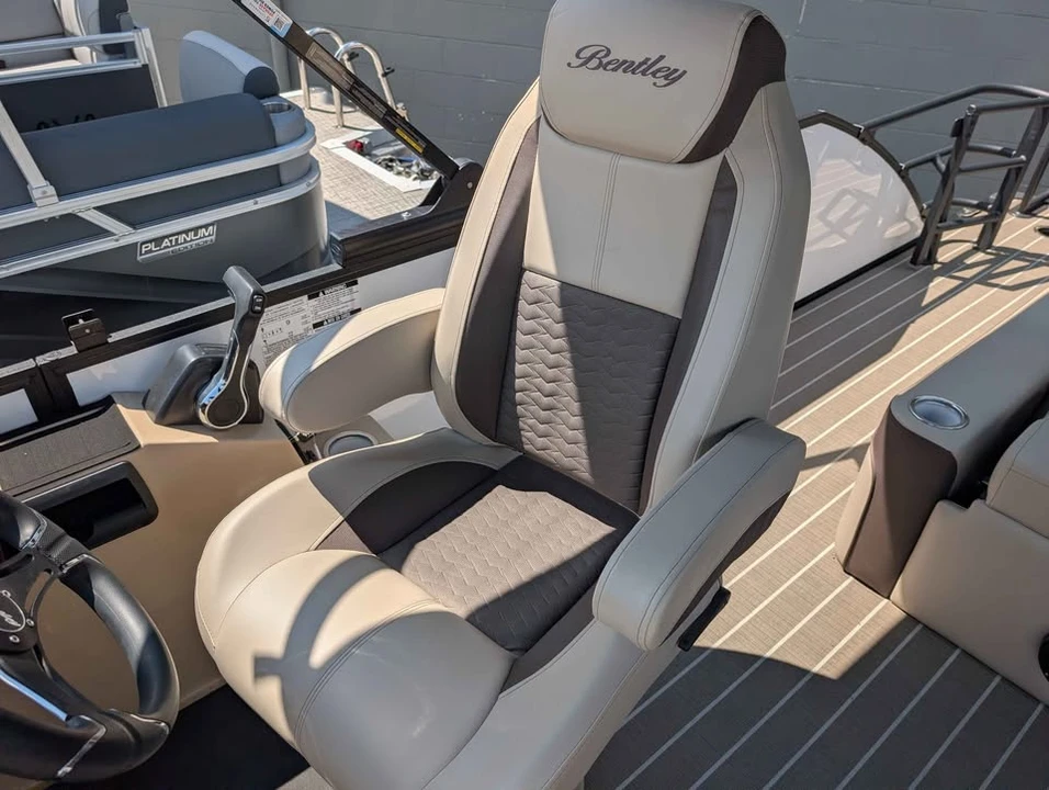2026 Bentley - Image 11 of 20