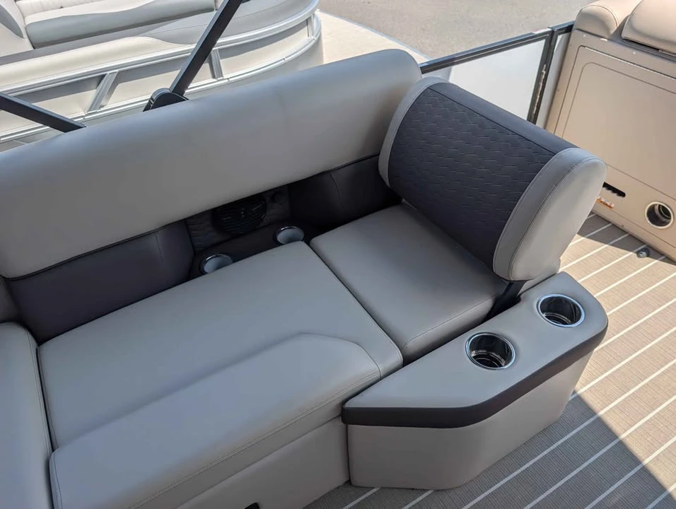 2026 Bentley - Image 8 of 20