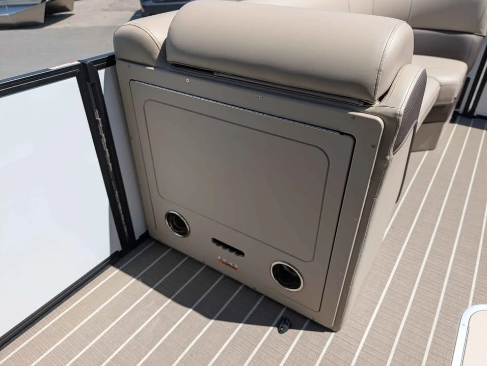 2026 Bentley - Image 13 of 20