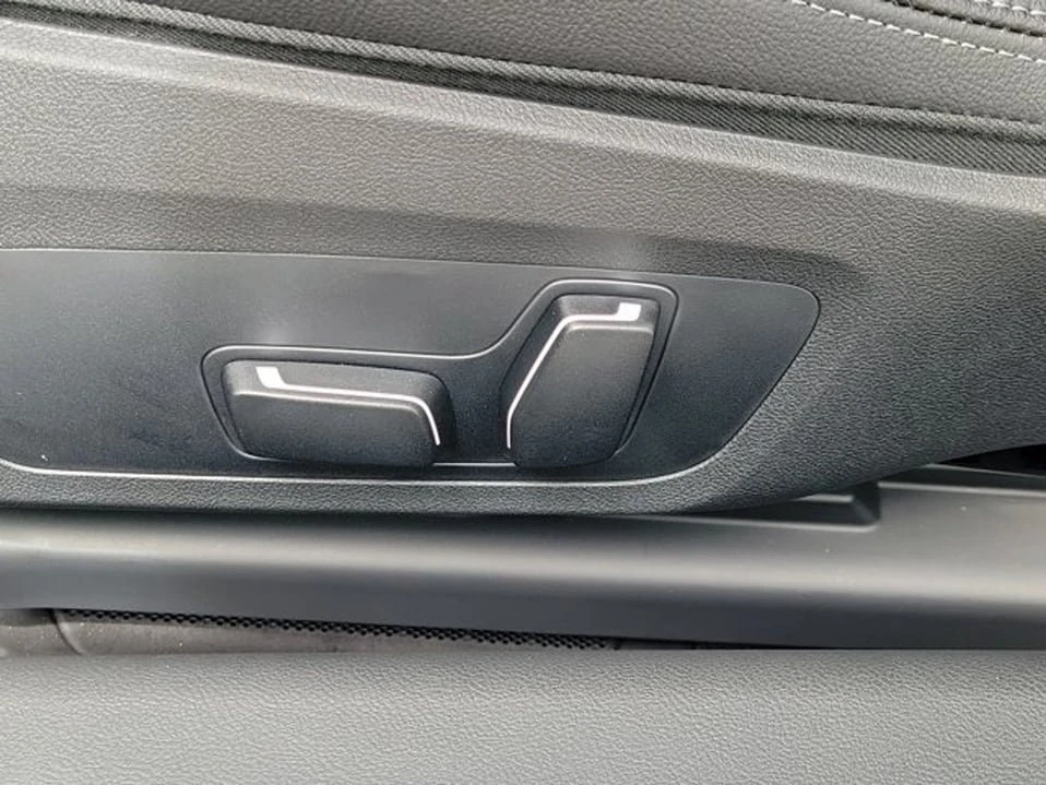 2026 BMW G42 2 Series - Image 7 of 10