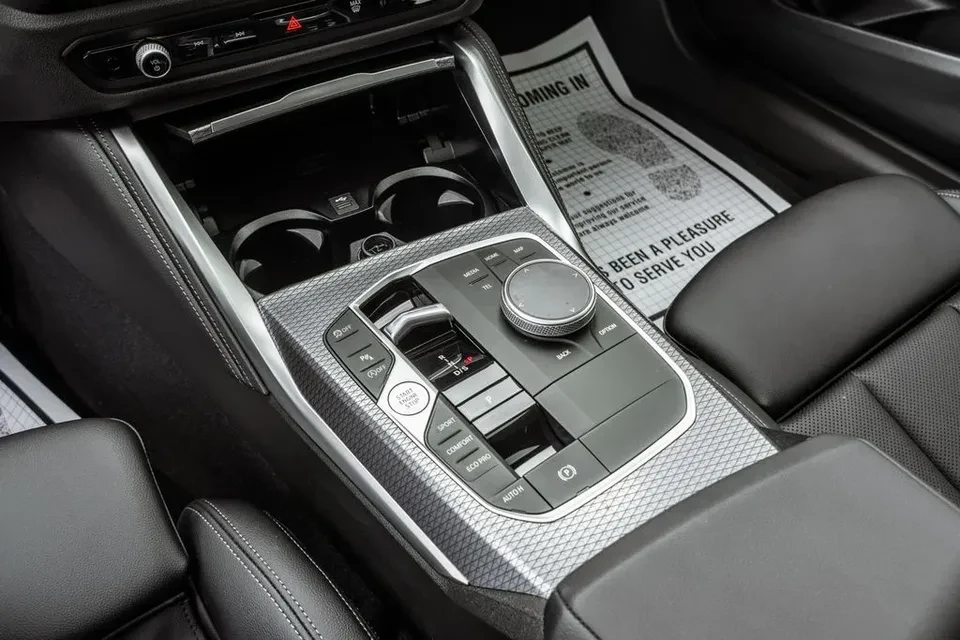 2026 BMW G42 M240i - Image 10 of 18