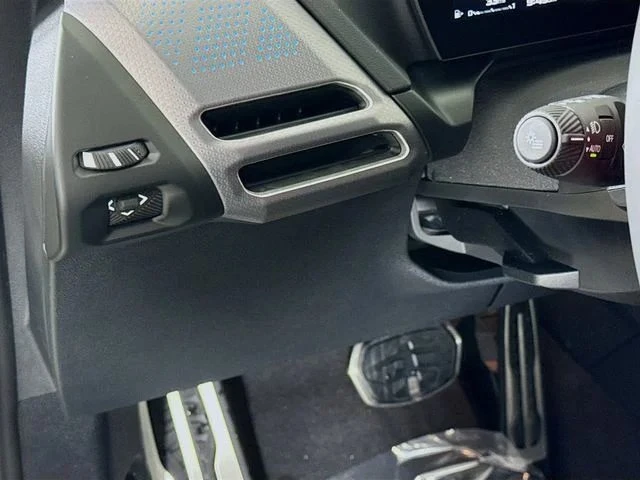 2026 BMW G42 2 Series - Image 9 of 20