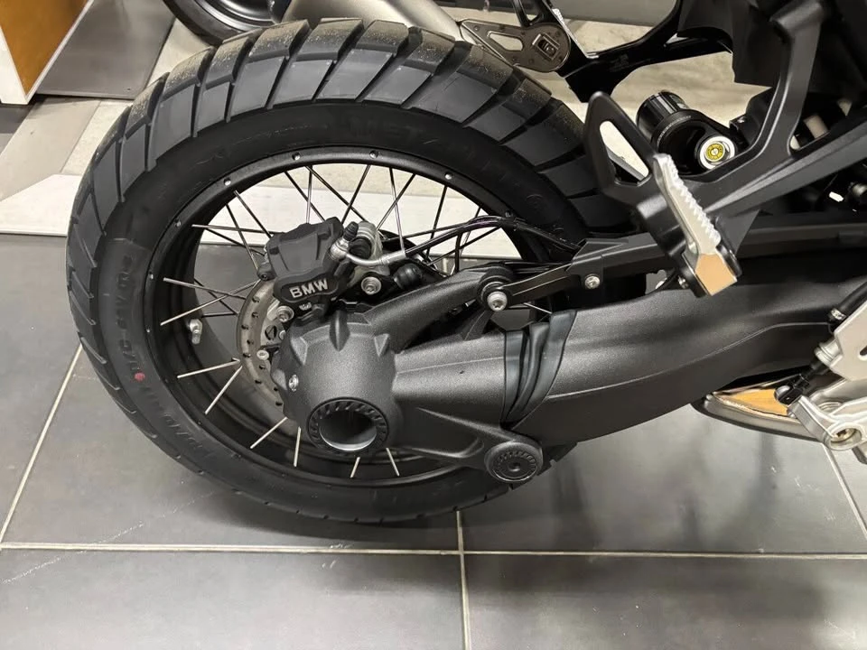 2026 BMW R 12 nineT - Image 6 of 6