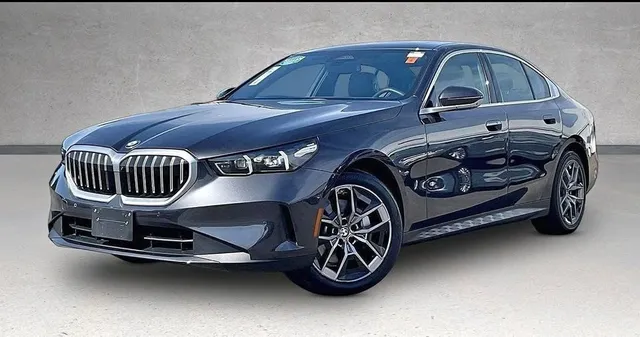 2026 BMW 5 Series 530i