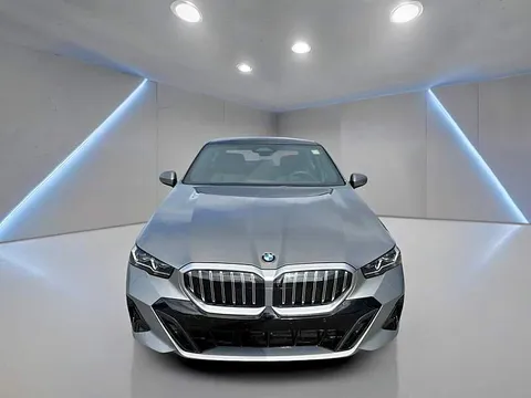 2026 BMW 5 Series 530i xDrive