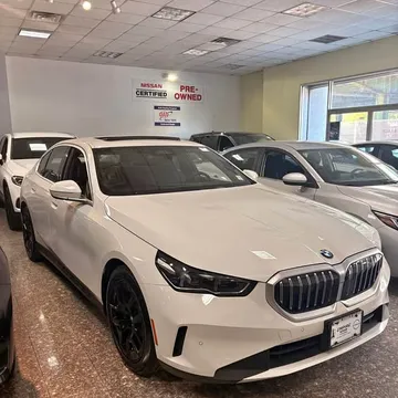2026 BMW 5 Series 530i xDrive Sedan