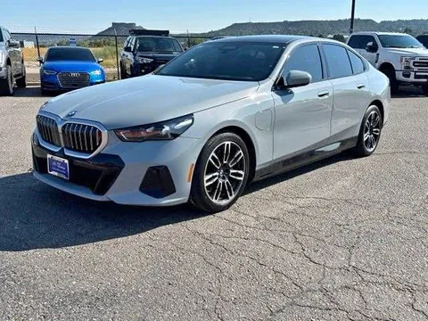 2026 BMW 5 Series 550e xDrive