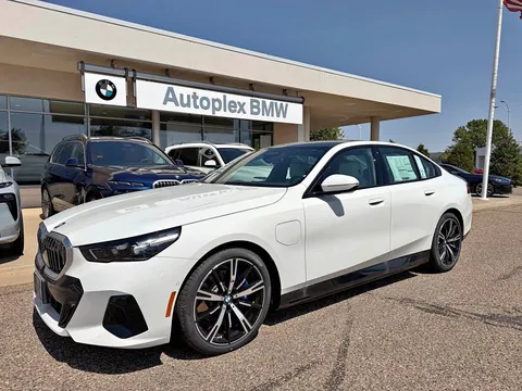 2026 BMW 550e xDrive