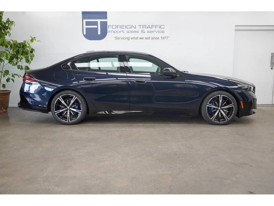 2026 BMW G60 5 Series Sedan - Image 12 of 31