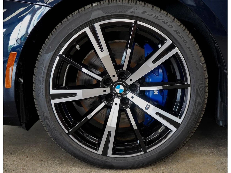 2026 BMW G60 5 Series Sedan - Image 8 of 31