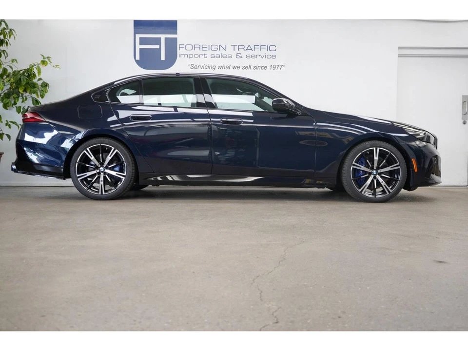 2026 BMW G60 5 Series Sedan - Image 23 of 31
