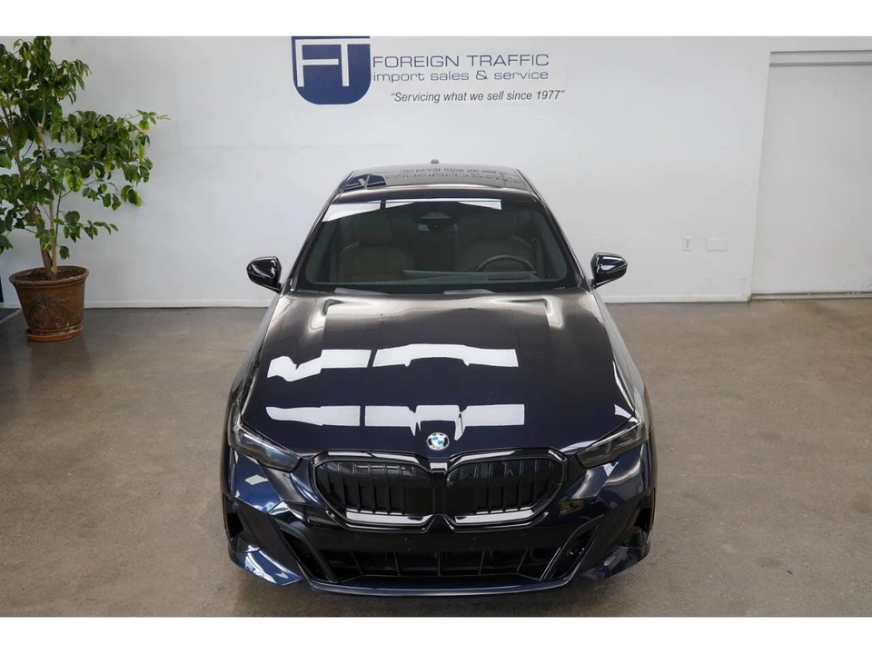 2026 BMW G60 5 Series Sedan - Image 24 of 31