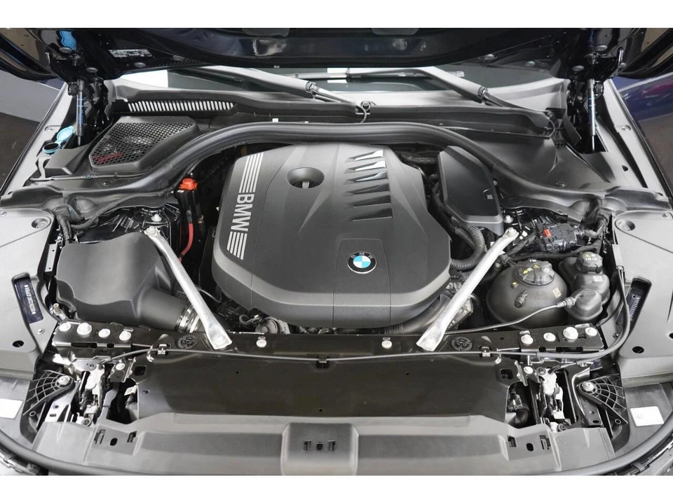 2026 BMW G60 5 Series Sedan - Image 30 of 31