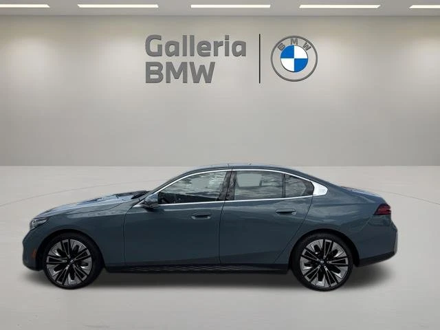 2026 BMW G60 5 Series Sedan - Image 4 of 12
