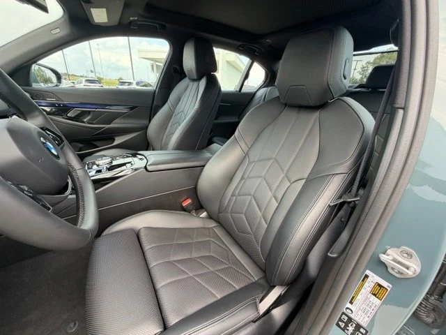 2026 BMW G60 5 Series Sedan - Image 8 of 12
