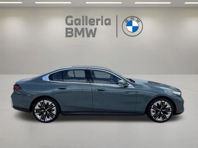 2026 BMW G60 5 Series Sedan - Image 2 of 12