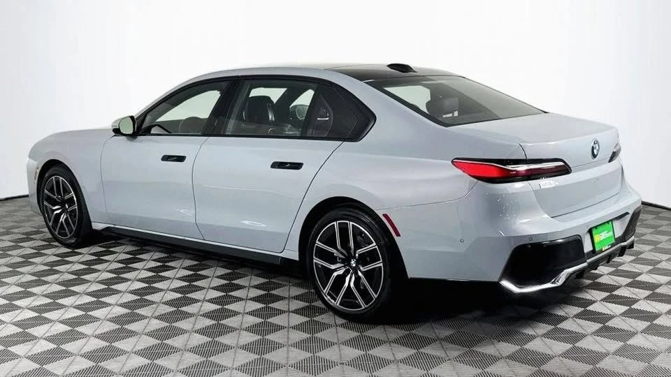 2026 BMW G70 7 Series - Image 4 of 20