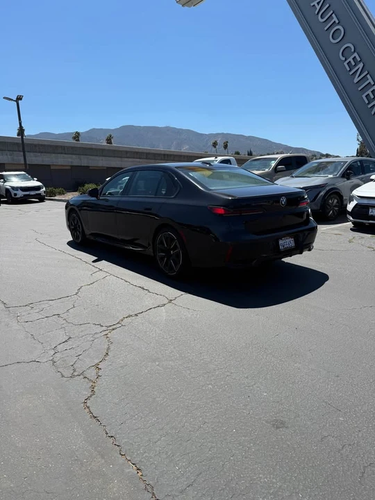 2026 BMW G70 7 Series - Image 5 of 10