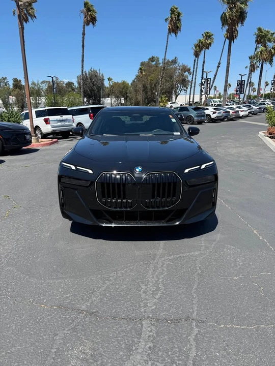 2026 BMW G70 7 Series - Image 2 of 10