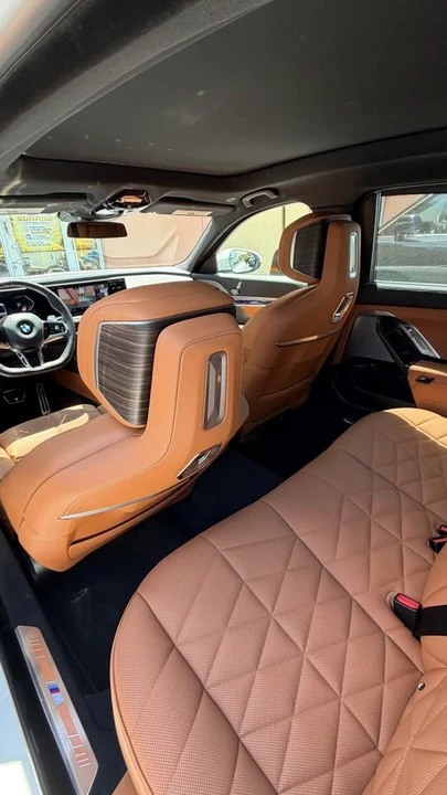 2026 BMW G70 7 Series - Image 5 of 6