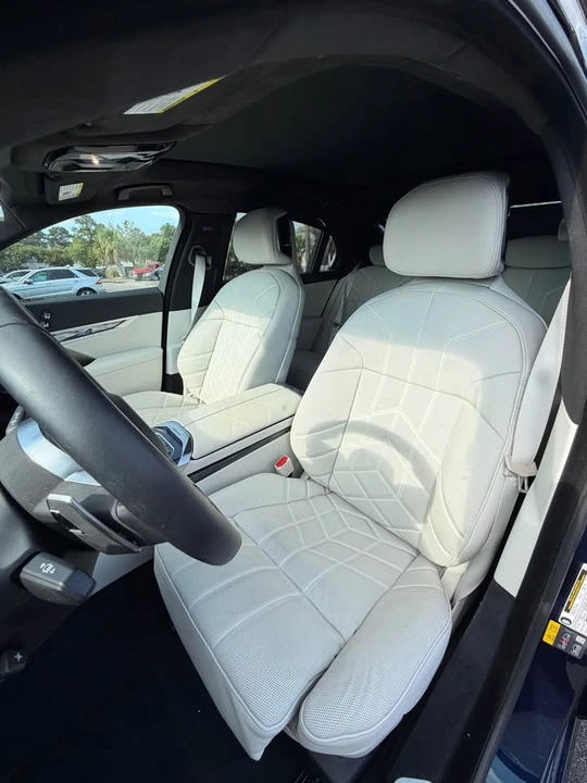 2026 BMW G70 7 Series - Image 6 of 16