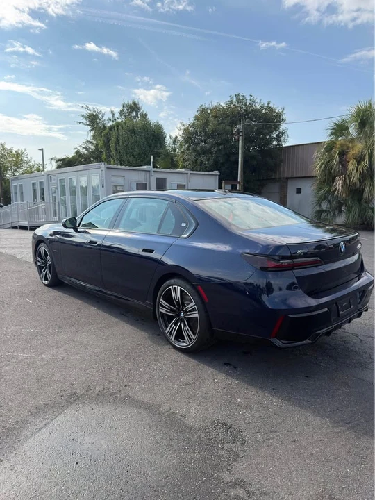 2026 BMW G70 7 Series - Image 3 of 16
