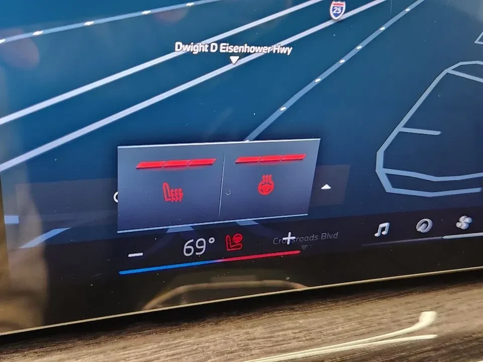 2026 BMW G70 7 Series - Image 17 of 19