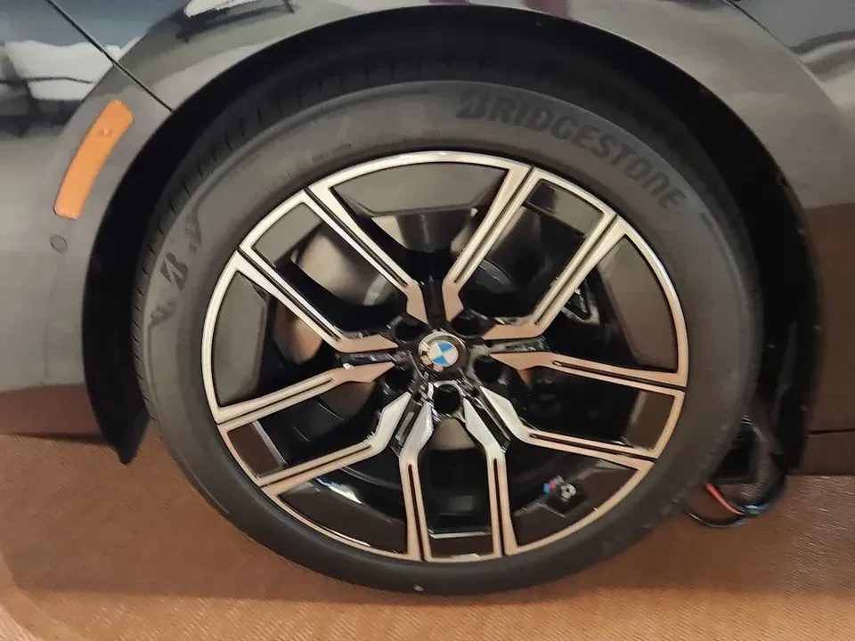 2026 BMW G70 7 Series - Image 8 of 19